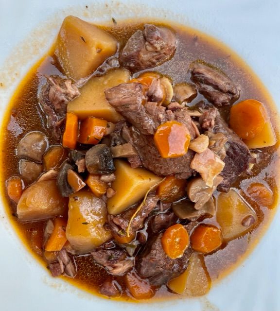 Bœuf Bourguignon - Rindfleisch in Rotweinsoße aus dem Slow Cooker